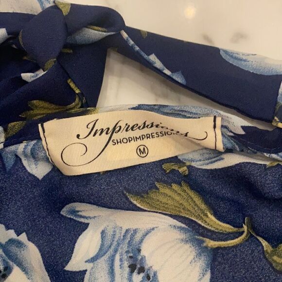 Impressions Boutique Blue Floral Matching Set - TOP & SHORTS - Picture 6 of 7